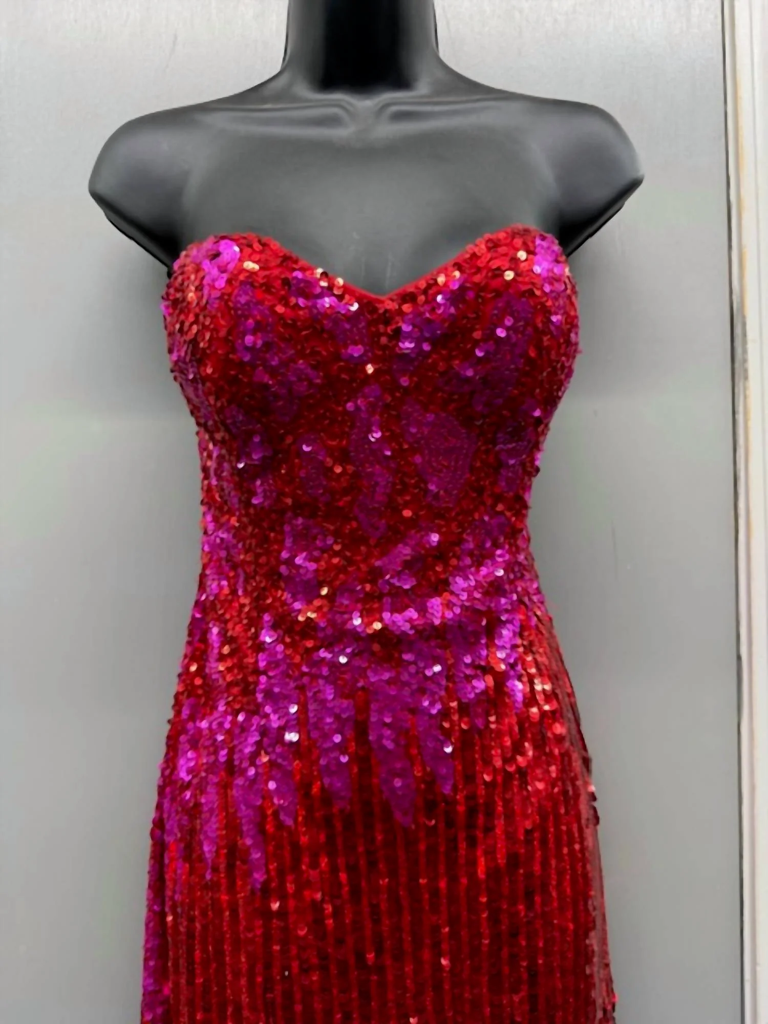 Women's Sequined Dress In Red - Image 2