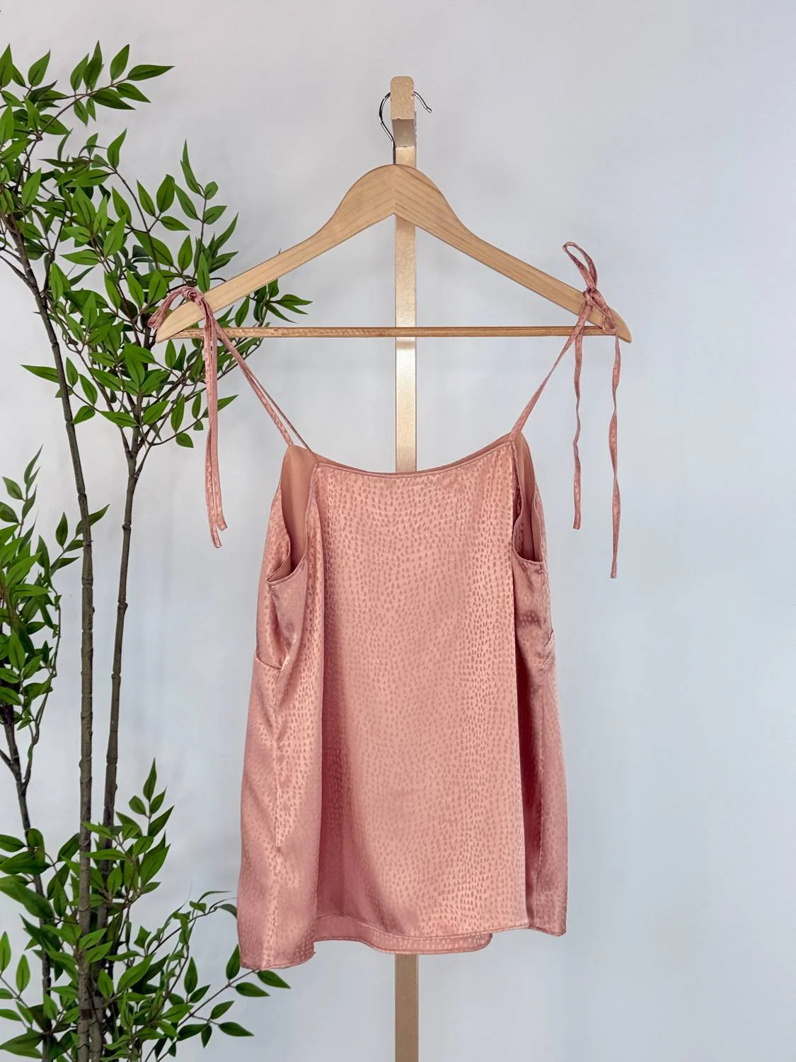 Women's Soft Focus Tie-Strap Cami Top In Blush - Image 2