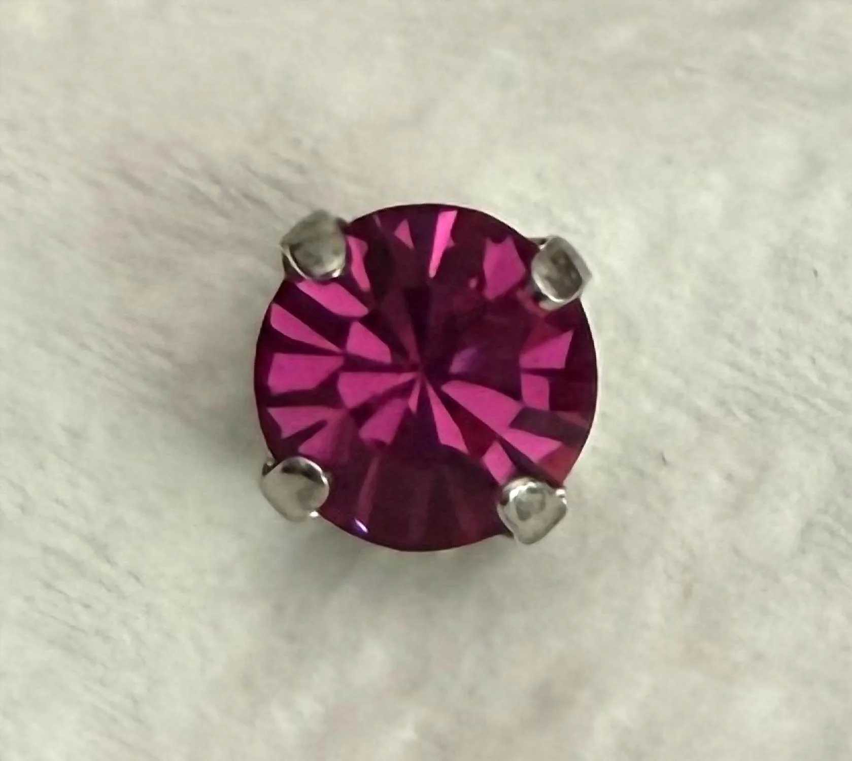 Women's Studs Earrings In Fuchsia - Image 2