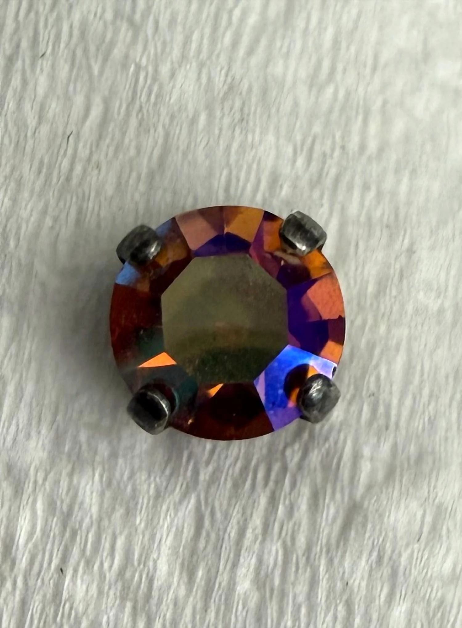 Women's Studs Earrings In Topaz - Image 2