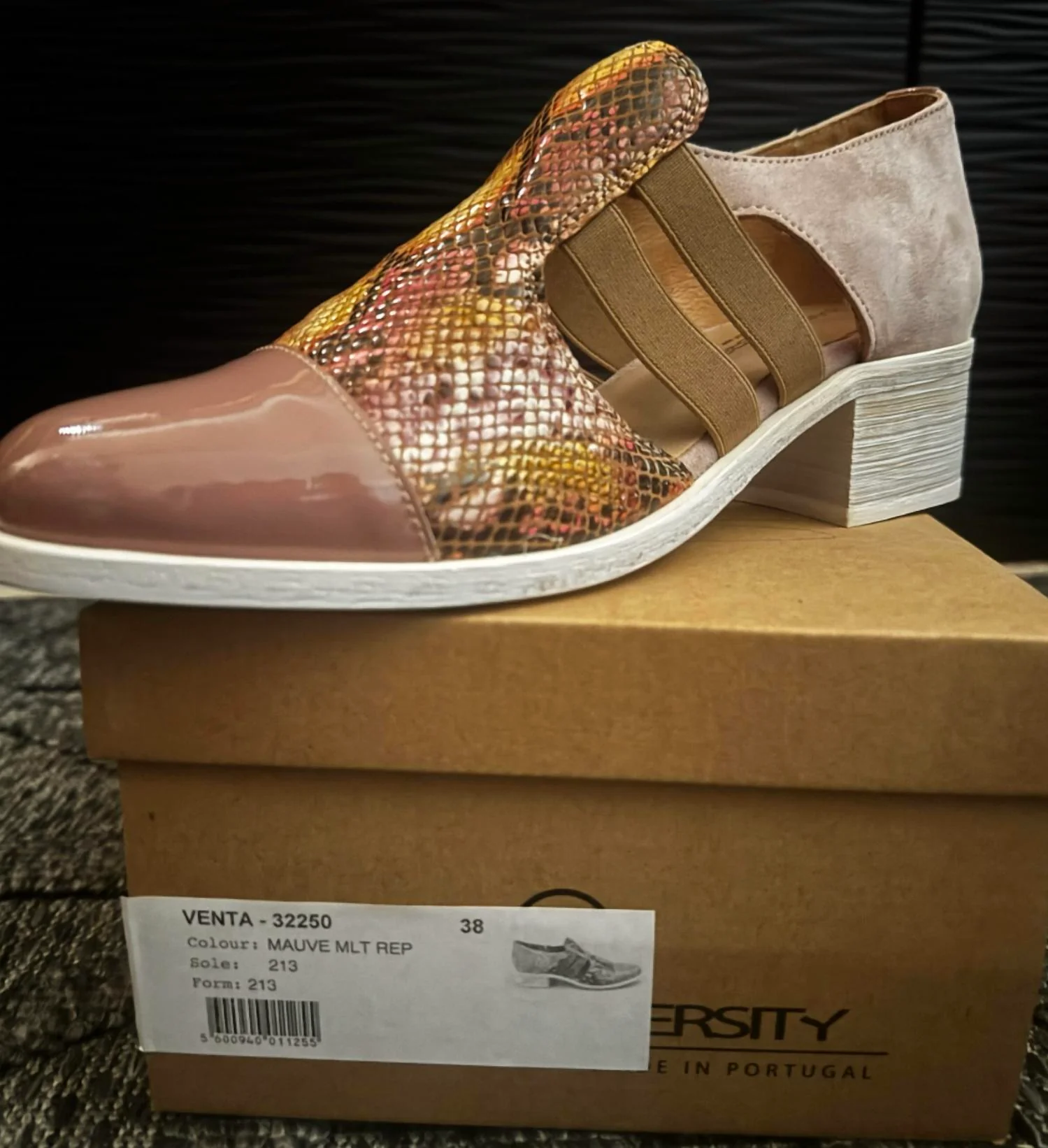 Women's Venta Loafer In Mauve Reptile - Image 3