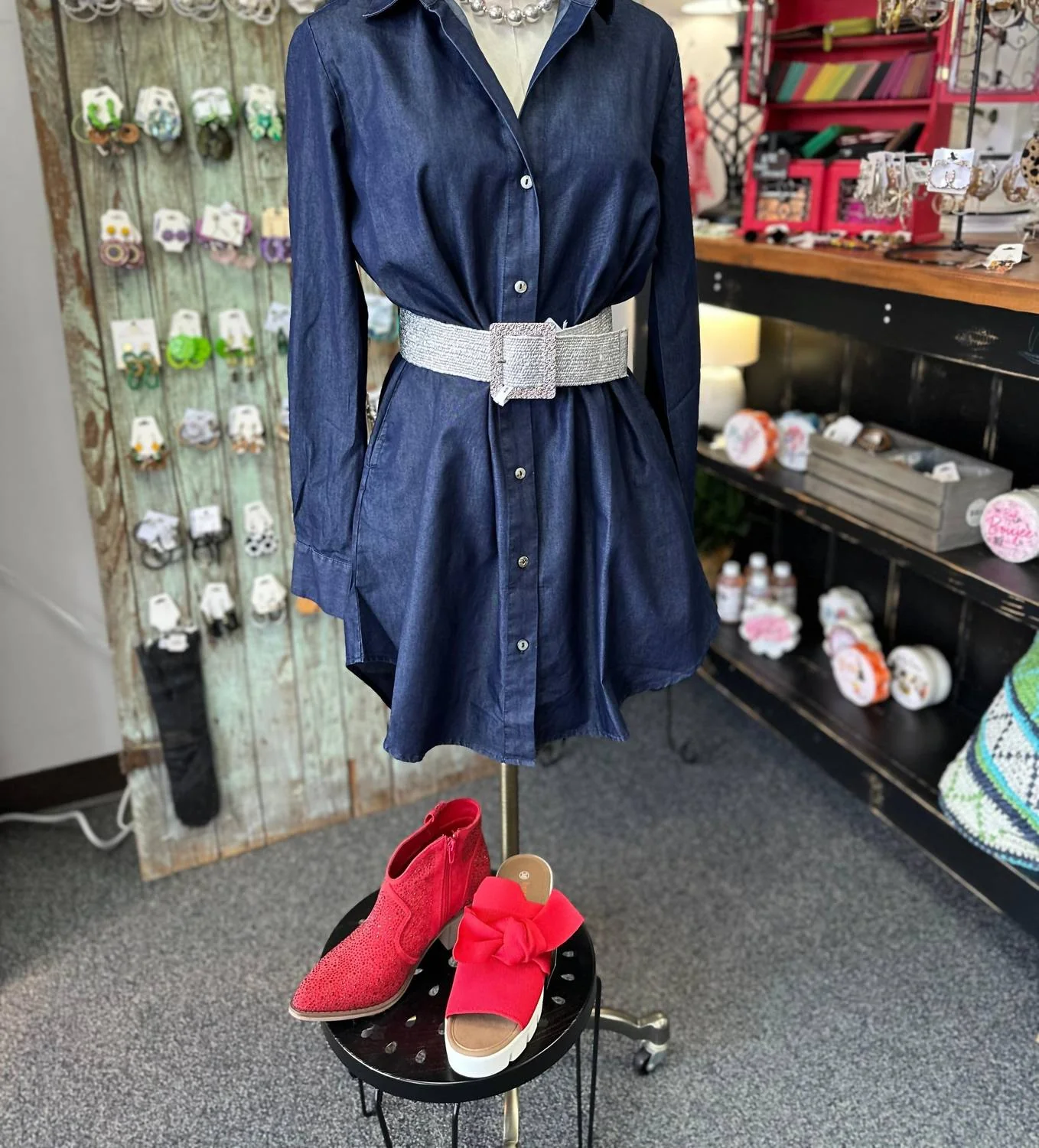 Women's What I’M Feeling Tunic Dress In Chambray - Image 4