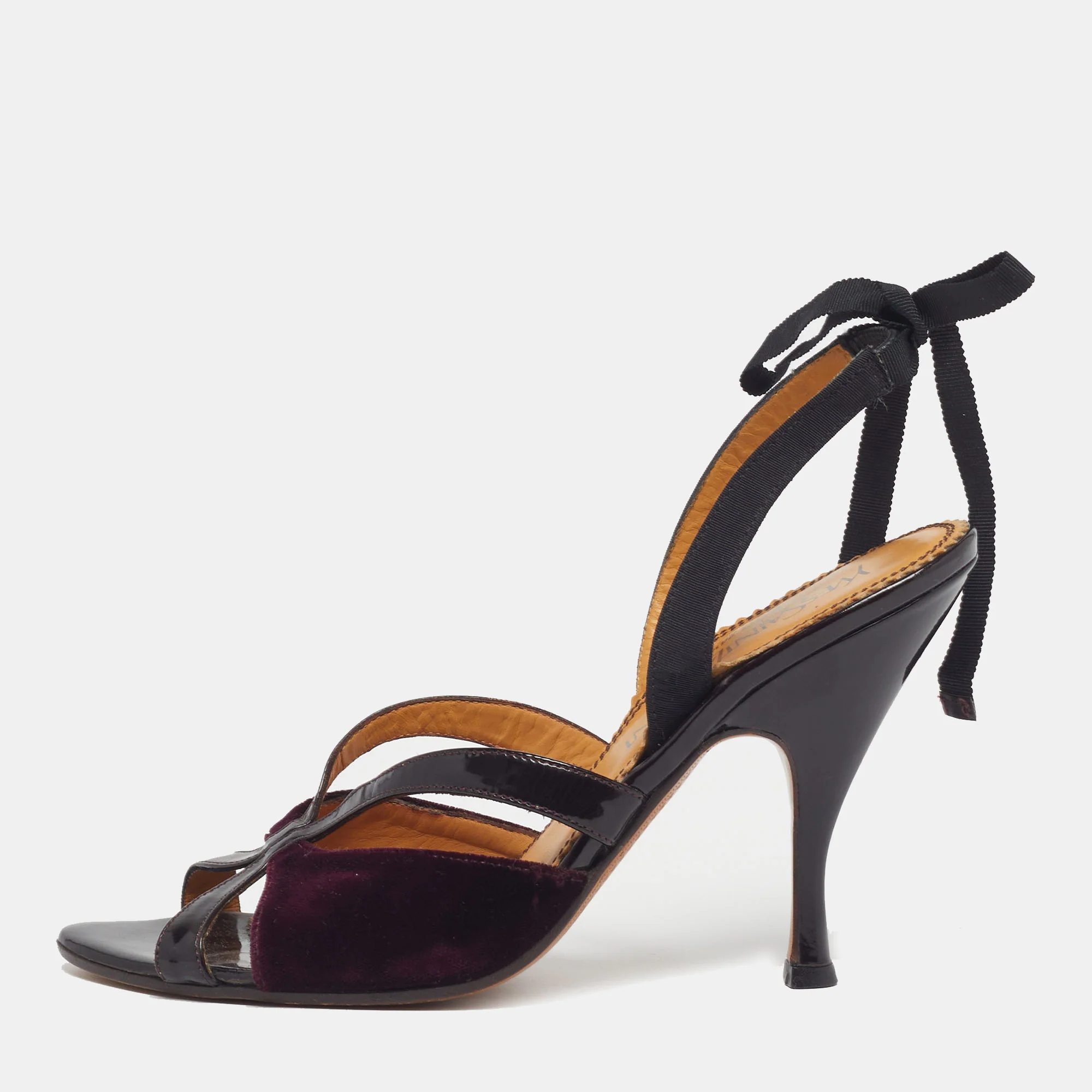 Yves Saint Laurent