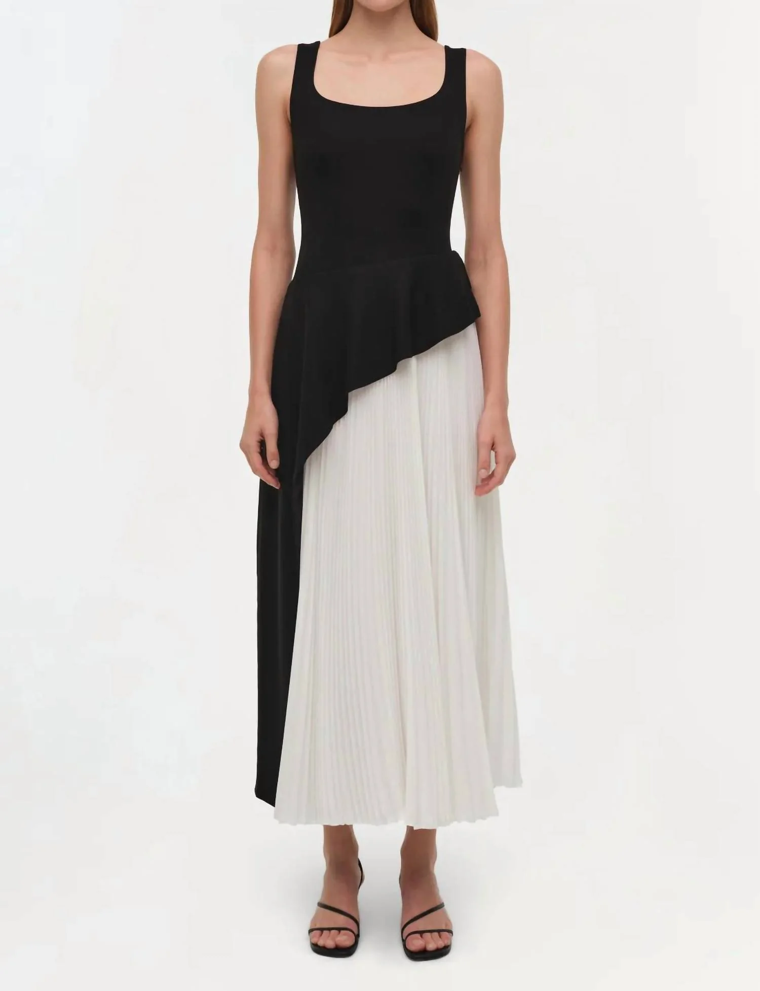 Zayla Pleated Midi Dress In Black Multi