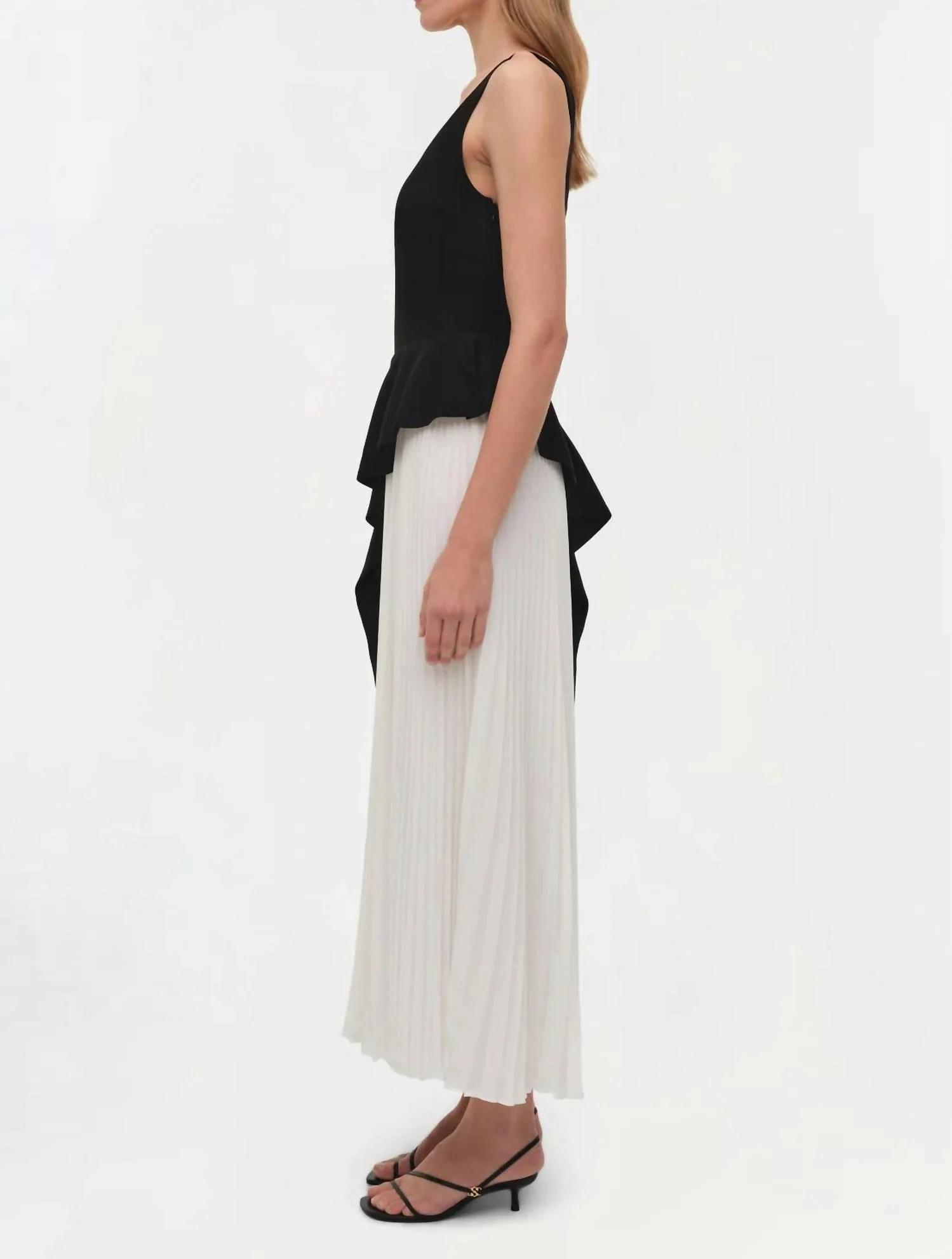 Zayla Pleated Midi Dress In Black Multi - Image 2